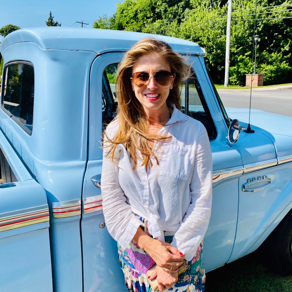 Meet your Posher, Danielle